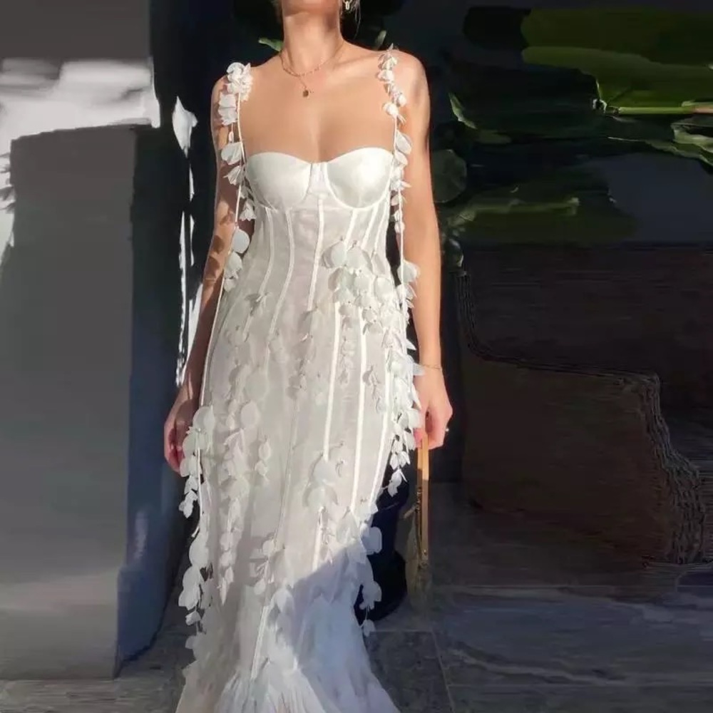 Elegant White Maxi Dress